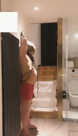 ViVi,KB塞嘴羞辱耳光直饮水