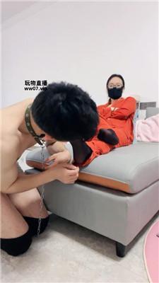 【南月女神】物化家具奴-舔脏马桶 JS250415-20