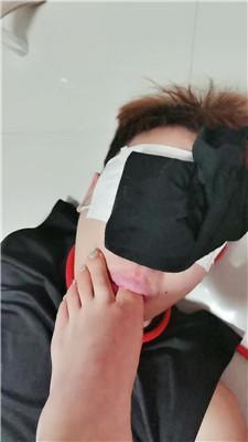 【皮皮】长靴捂了一天的黑棉袜虐男友 bf49609