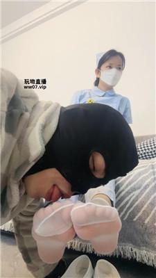 【漫漫大人】护士小姐姐用脚+圣水治疗 bf51623