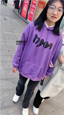 【心怡bb】约会回家虐下贱绿帽 JS250308-8