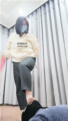 【拽拽】瓢鞋肉丝脚踩虐【完整版】 JS250210-34