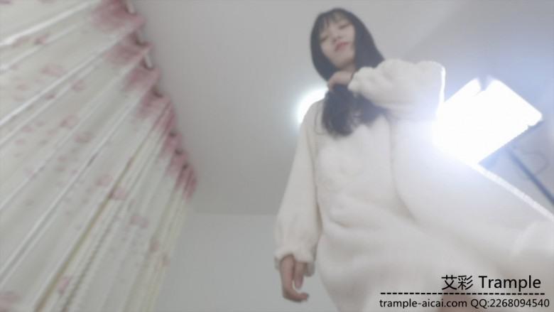 初九睡前玩弄男友pov