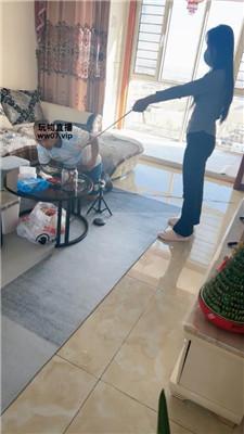 【斯羽情侣主】拿着藤条监督绿帽做家务【双视角版】 JS250322-29