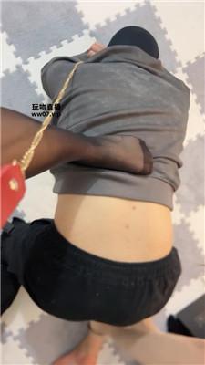 【Wh情侣】双S-丝袜美腿踩/拴狗链/坐脸窒息【双视角版】 JS250312-28