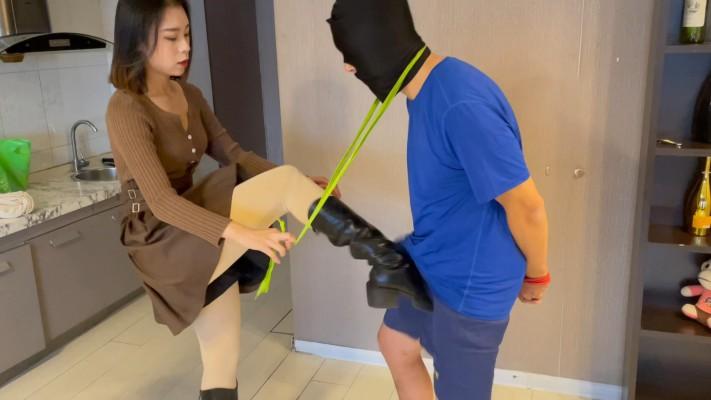 【蛋碎娇娃】『超S·联盟』皮靴下的颤栗 YC-230422-3