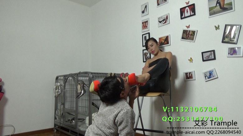 皮衣戏谑小贱狗