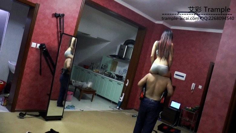 黑冰比基尼皮靴骑马 第一人称闻裆坐脸