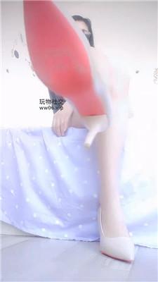 【樱花落】闻袜子的香气    250117-16