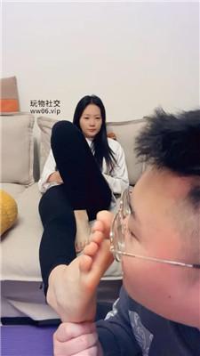 【埋汰】瑜伽裤女神玉足崇拜 JS250104-21