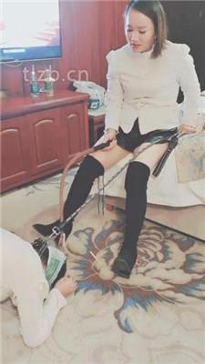 【美容院S】内裤套头/长靴踩虐/鞭打/转胯