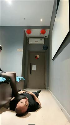 【西北傻子】开发素人技师黑丝蹂躏 JS250422-20