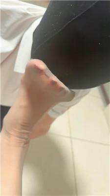 【苒溪】空姐S-高跟丝袜美腿碾压踩 JS250107-9