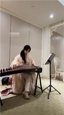 【琴月】古筝少女的脚下奴 JS250523-4