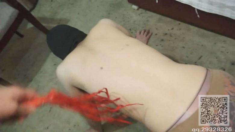 美诺女主黑丝高跟调教狗奴