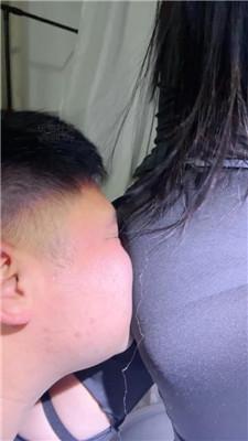 【甜音】坐脸窒息-白袜脚踩虐 bf51535