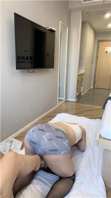 【小涵】白袜诱惑狂舔-脚喂酸奶 bf52474