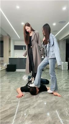 【麋鹿银儿】双S全程压迫-踩头/助跑踢裆 bf52602