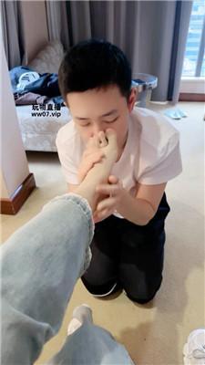 【黑兔】品尝原味黑棉袜臭脚丫 JS250516-17