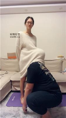 【埋汰】玉足恋足舔/骑马骑脖 JS250117-52