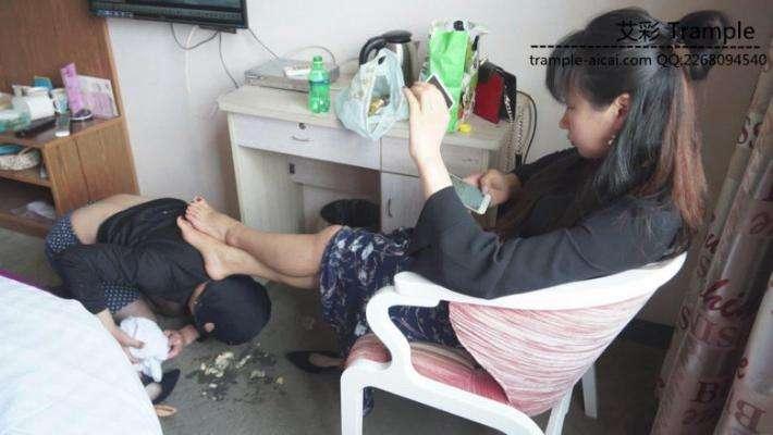 悦悦小主调教狗奴