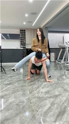 【麋鹿银儿】首次便爱上虐打/丰满骑马压迫 bf51220