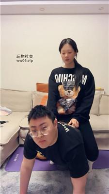 【埋汰】健身超臭白袜踩教练【上】 bf49808