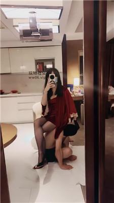 【米小唐】高跟黑丝踩踏虐乳 JS250106-26