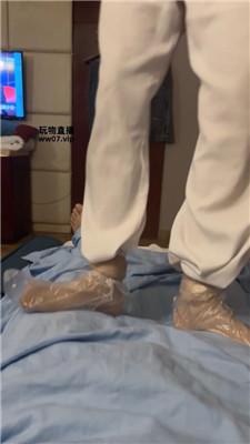【素人抽水机】开发素人技师踩踏虐【下】 JS250325-41