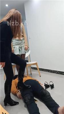 【芮瑶】双S-骑马鞭打/轮流踩踏