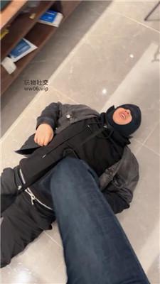 【素人挖掘机】臭脚丫捂脸/高跟短靴踩/骑马转胯 bf50400