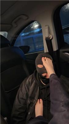 【素人挖掘机】车内调-闻舔臭鞋/玉足狂舔 bf50435