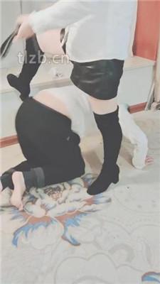 【美容院S】内裤套头/长靴踩虐/鞭打/转胯