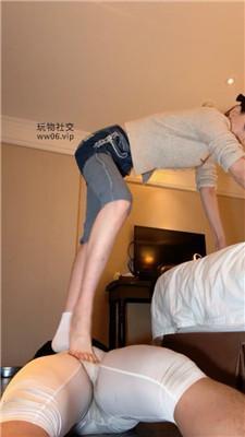 【艾琳175】学弟挑战重度踢裆踩踏 bf49831