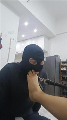 【冷皇】袜子塞嘴暴力踢踹