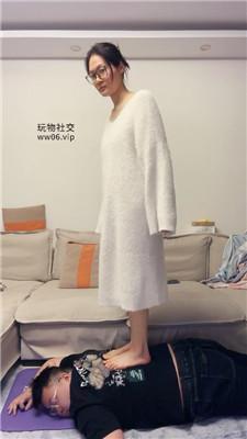 【埋汰】玉足恋足舔/骑马骑脖 JS250117-52