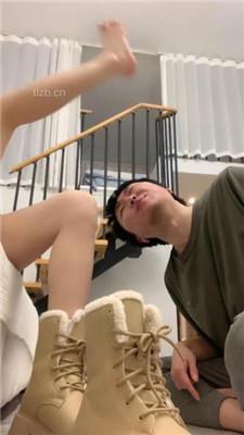 【宝爷】花钱上门犯贱-恋足纯享版