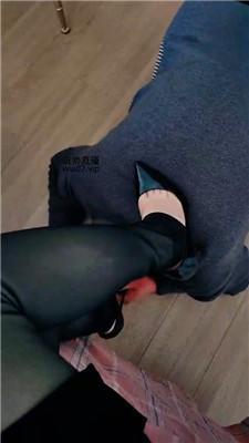 【魅尊】做沐足技师S的贱奴 JS250227-31