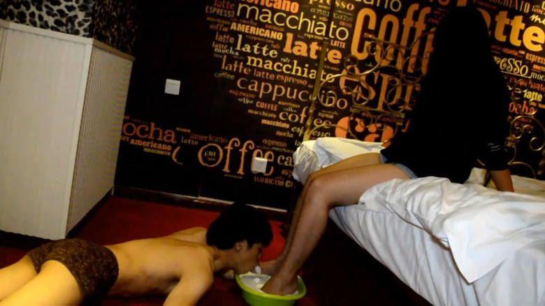 『奴隶岛』—牛奶滋润足浴