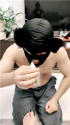 【艾佳大人】伺候沐足-清理脏皮鞋白袜 JS250301-29