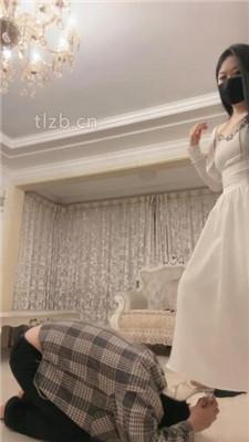 【桃幼幼】白富美公主-高跟美腿踩虐/插嘴