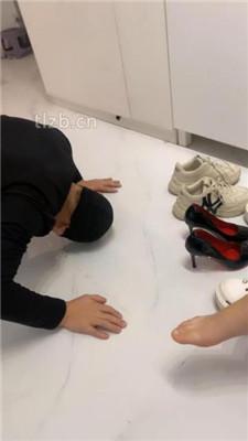 【03小殿下】嘴叼鞋/跪舔白袜裸足/对鞋磕头
