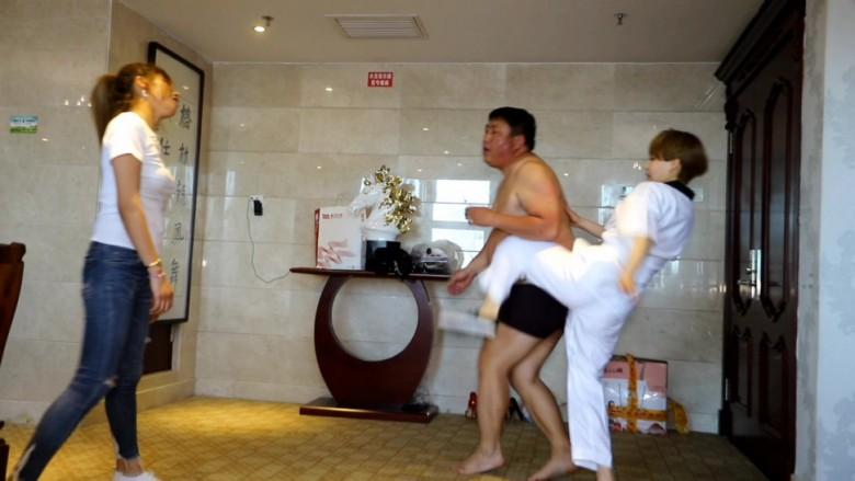 【冰时代】安琪S 捐出贱命当陪练