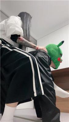 【江湖狼】学生主白袜脚踩踏  JS250417-15