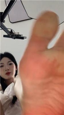 【千千】盯设滚进来    250207-12