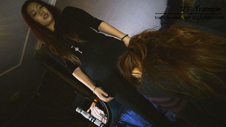 小三欺凌正室当狗做马