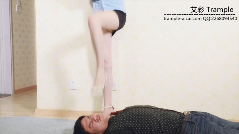 疯狂剁脸第一部