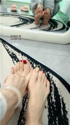 【怡宝】裸足    250219-32