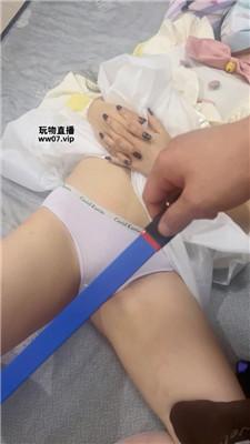 【训犬师】棉袜脚踩虐下贱奴 JS250428-25