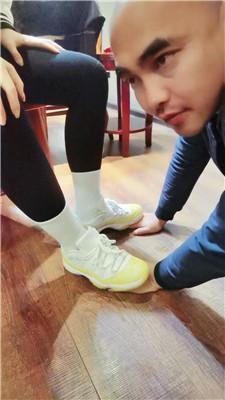 【西北傻子】学生主-脏鞋白袜茶室玩虐老板/雪地训 bf49050